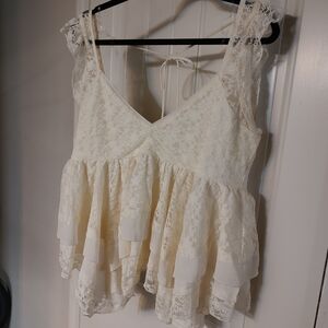 Lace Ruffle Sleeveless Top